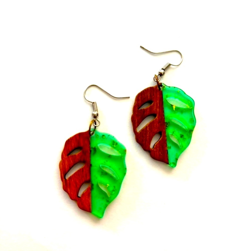 Monstera Leaf Pendant Earrings, Handmade, NWT, Unworn